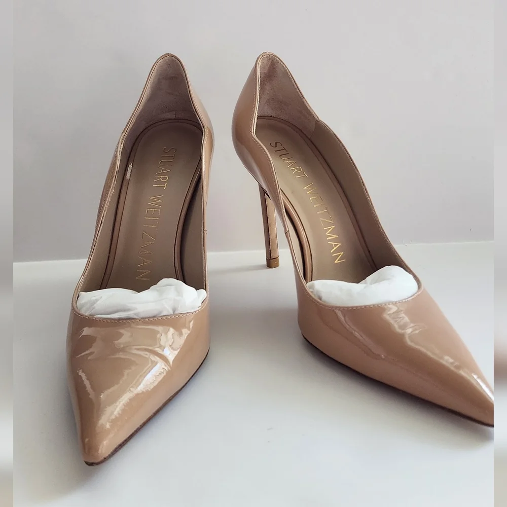 Women‎ Shoes. Stuart Weitzman Nude Patent Leather Pumps